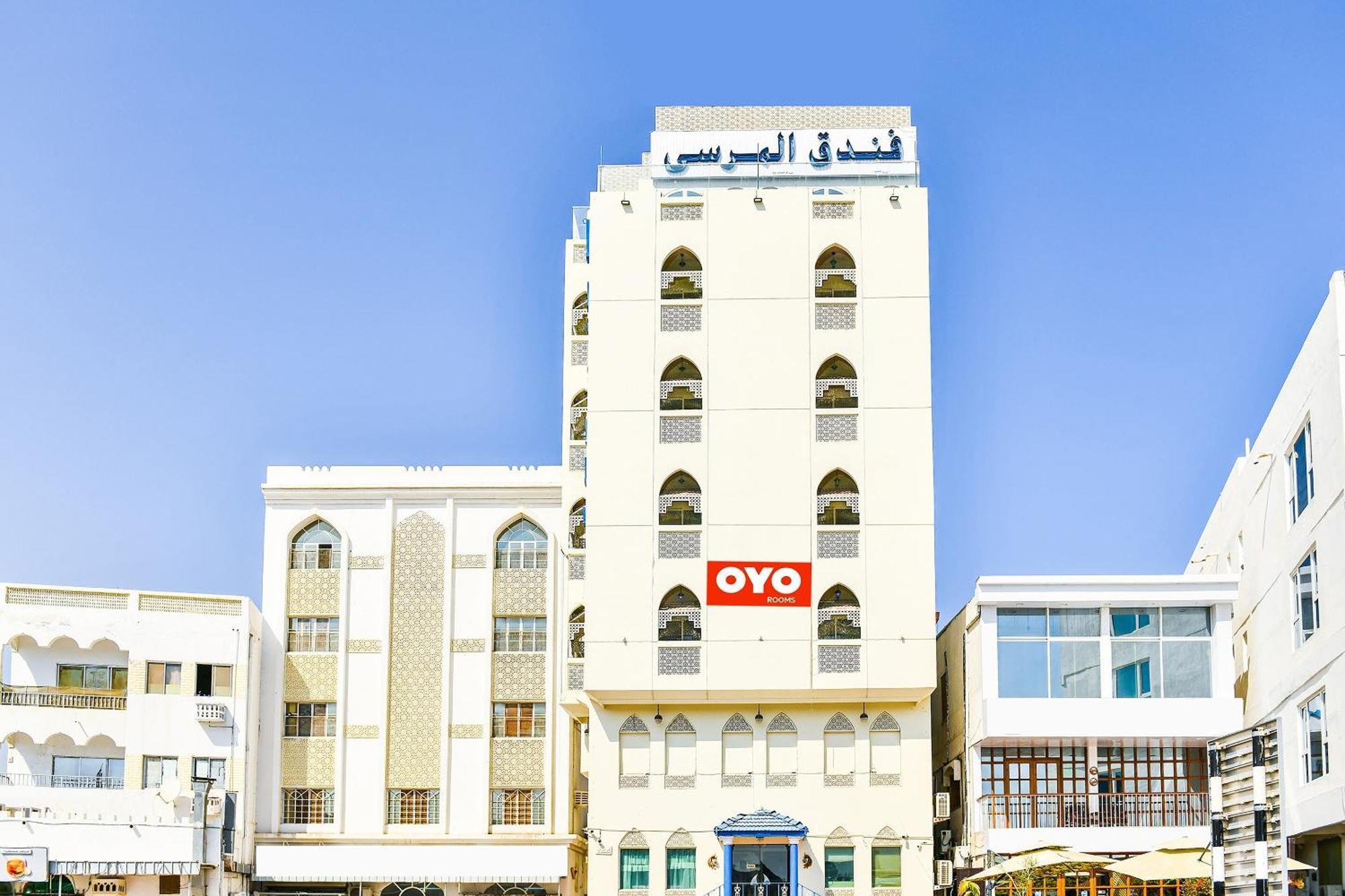 Oyo 137 Marina Hotel Muscat Exterior photo
