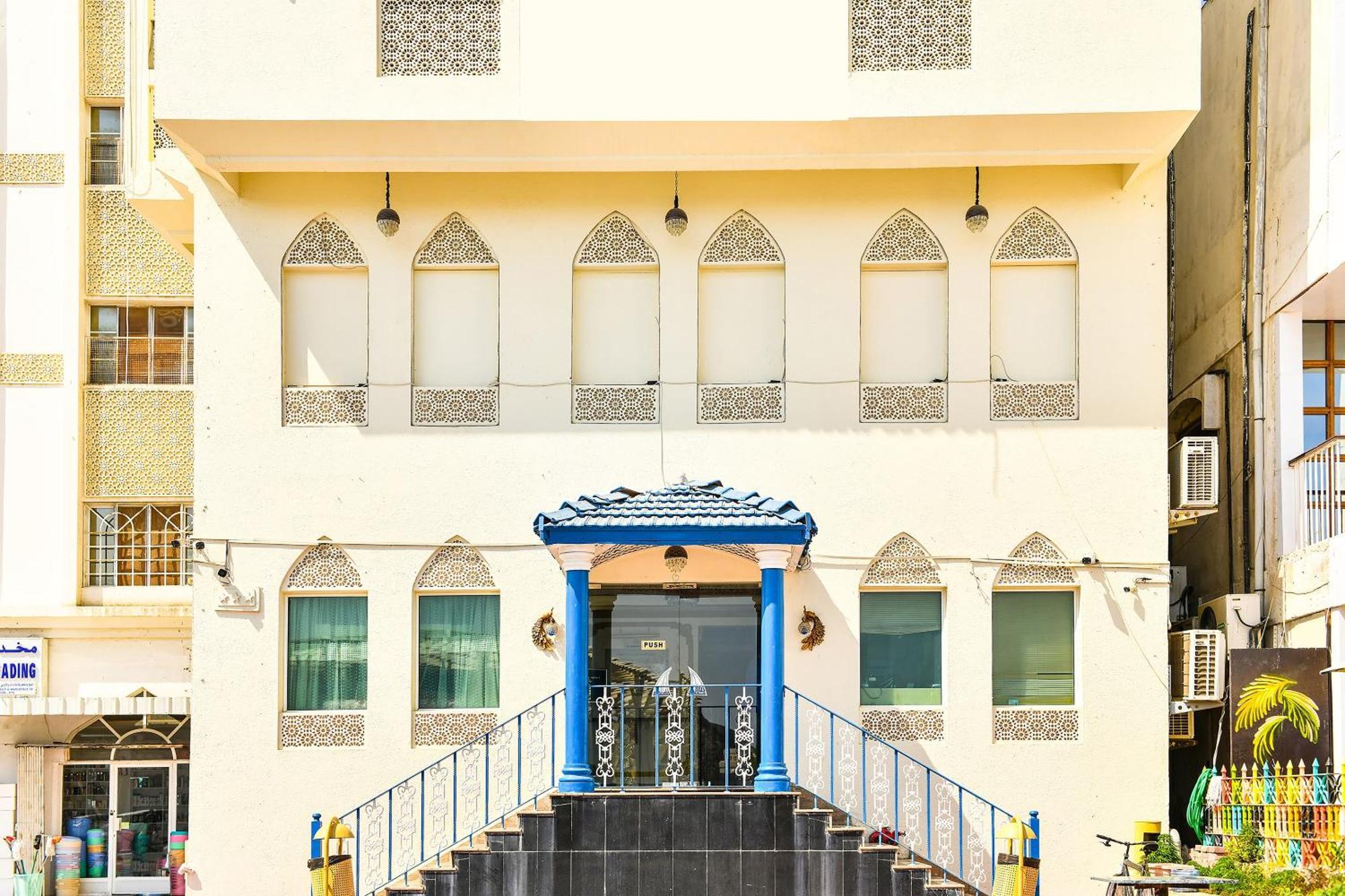 Oyo 137 Marina Hotel Muscat Exterior photo